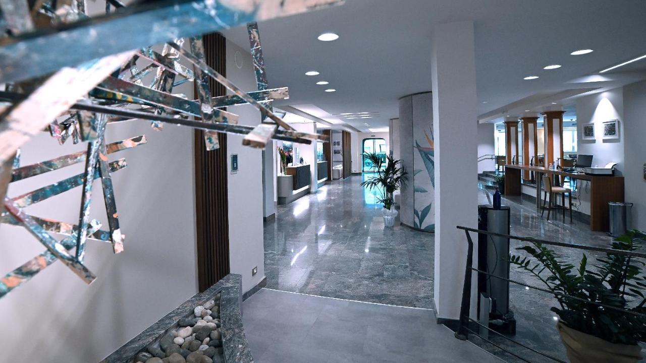 Best Western Grand Hotel Guinigi Лука Екстериор снимка