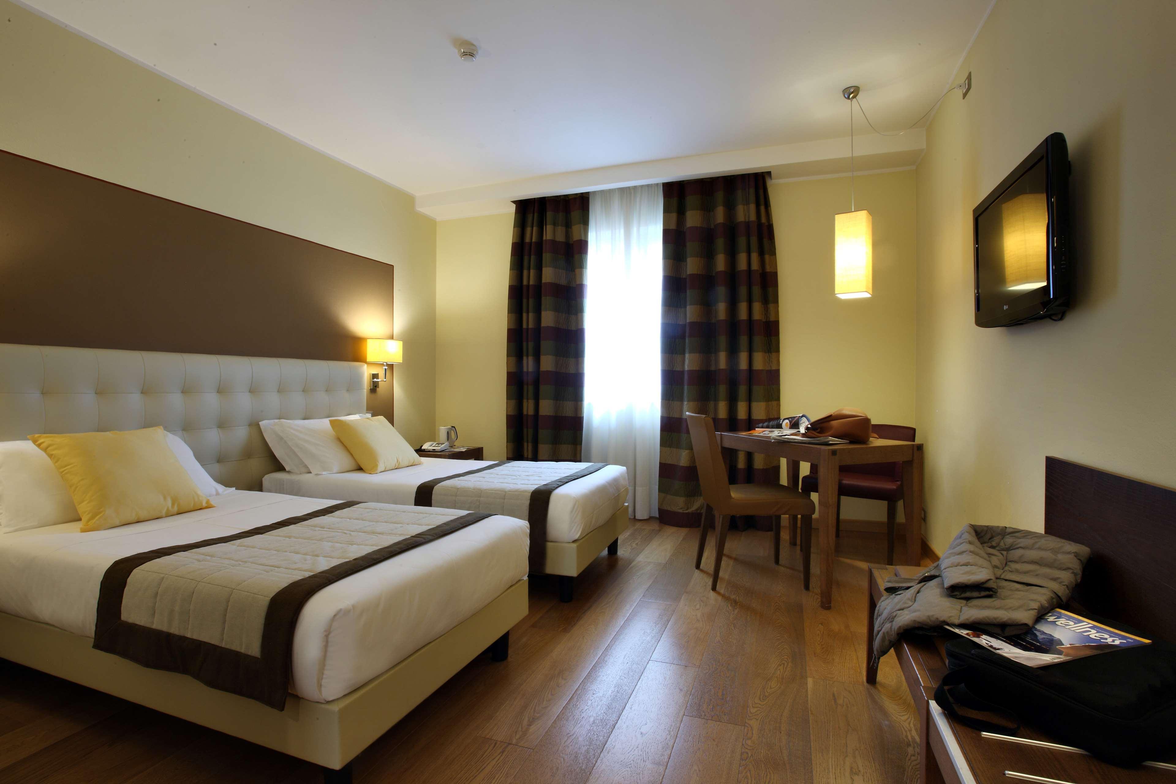 Best Western Grand Hotel Guinigi Лука Екстериор снимка
