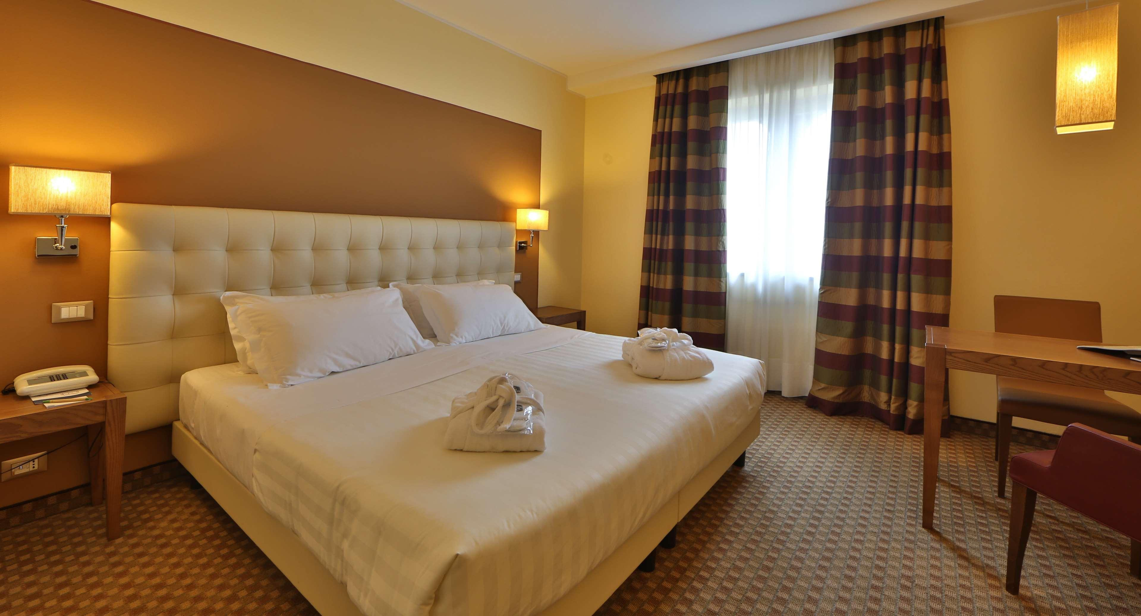 Best Western Grand Hotel Guinigi Лука Екстериор снимка
