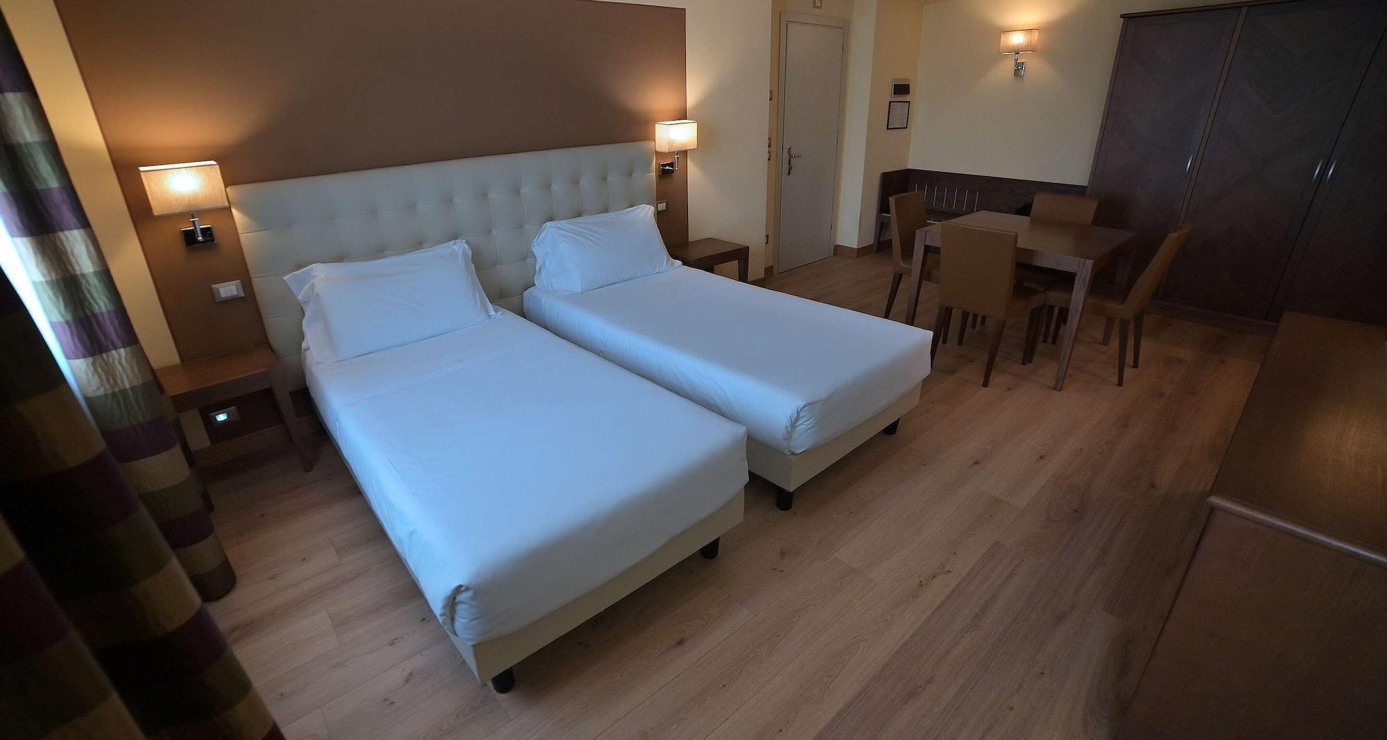Best Western Grand Hotel Guinigi Лука Екстериор снимка